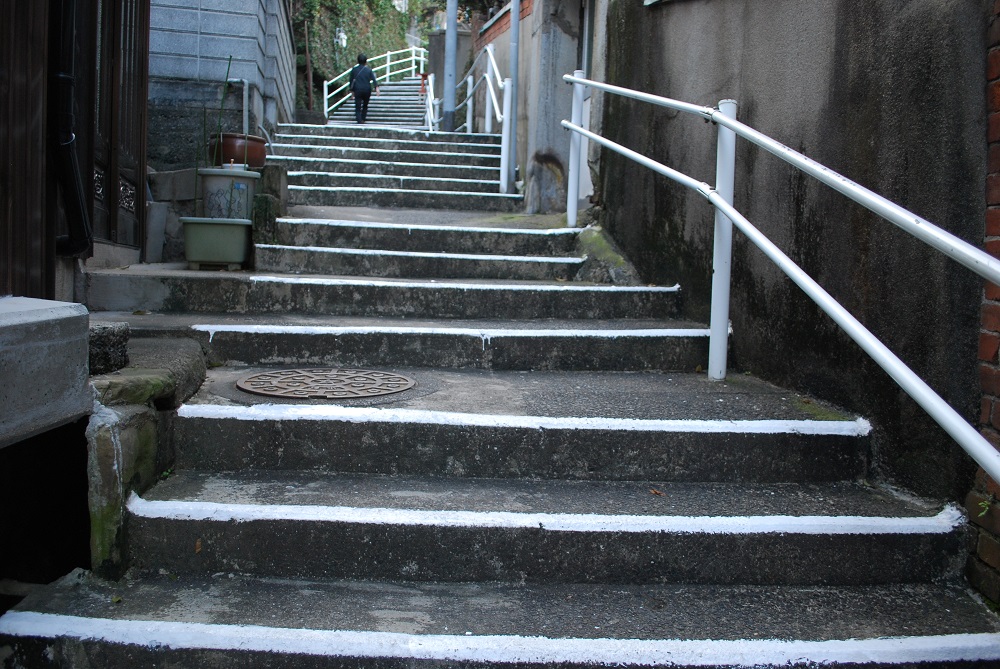 長崎　住宅街の階段路地